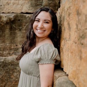 Meet your Posher, Amanda